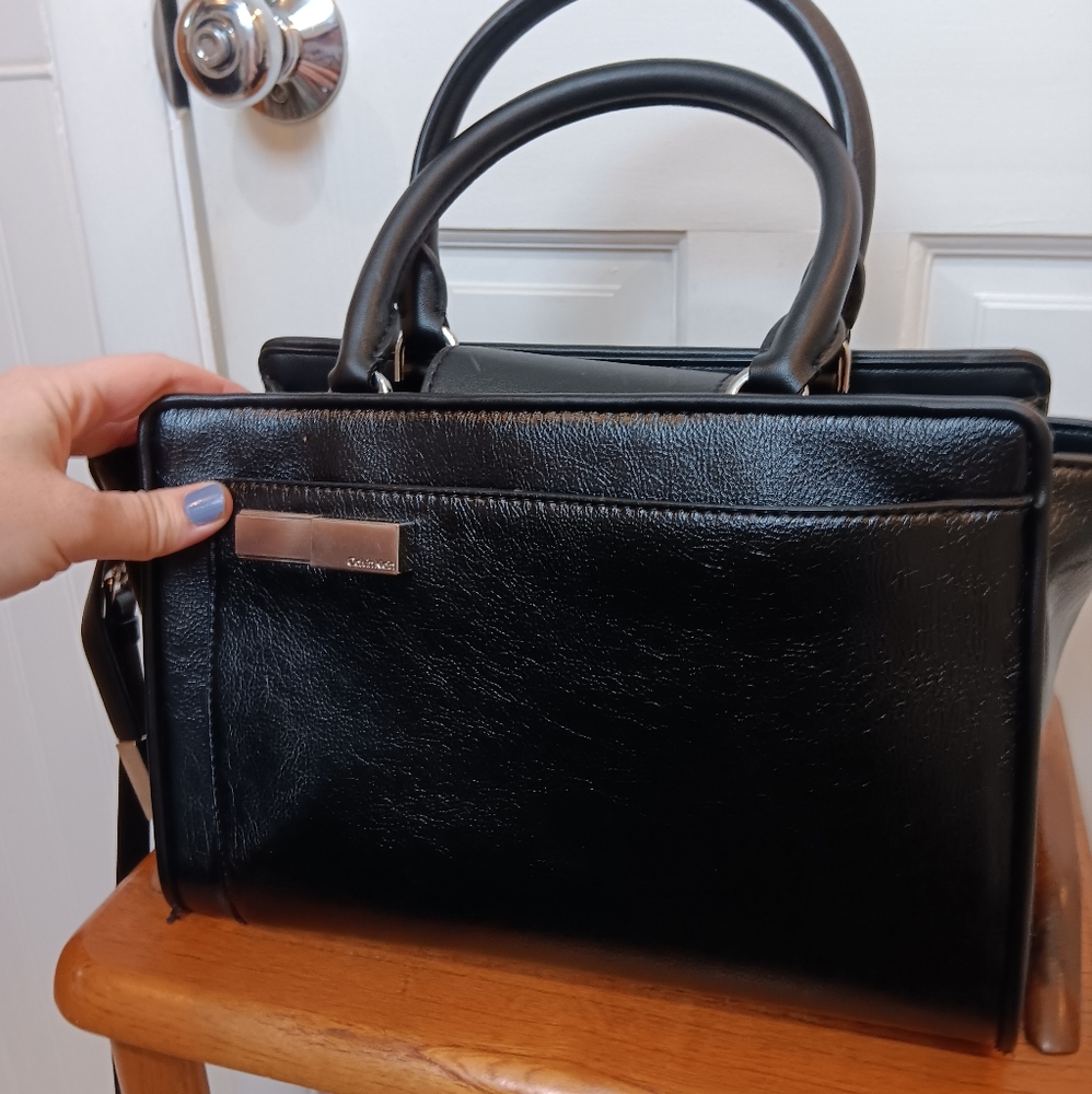 hand bag - Picture 2 of 11